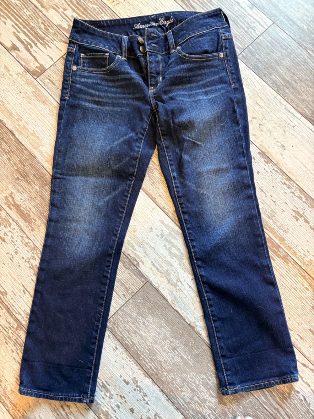 American Eagle Outfitters Women's Dark Blue Slim Jean capris